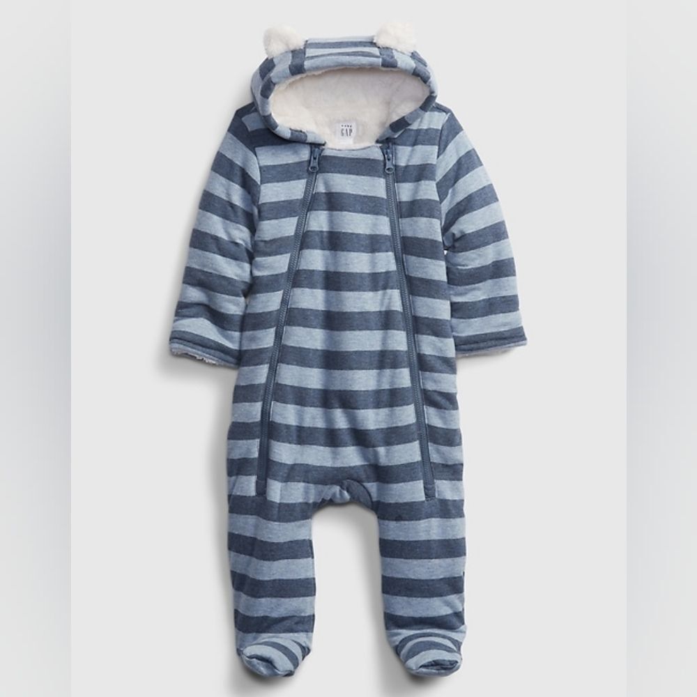 GAP Baby Size 3-6 Months Cold Control Blue Striped Hooded Footies Snowsuit